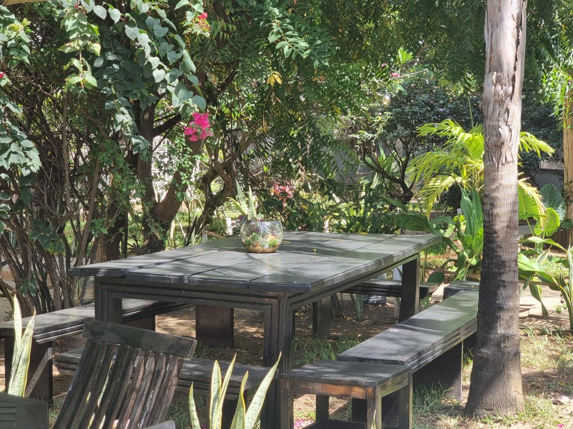 Tulia House Backpackers Vandrerhjem Mombasa Eksteriør bilde